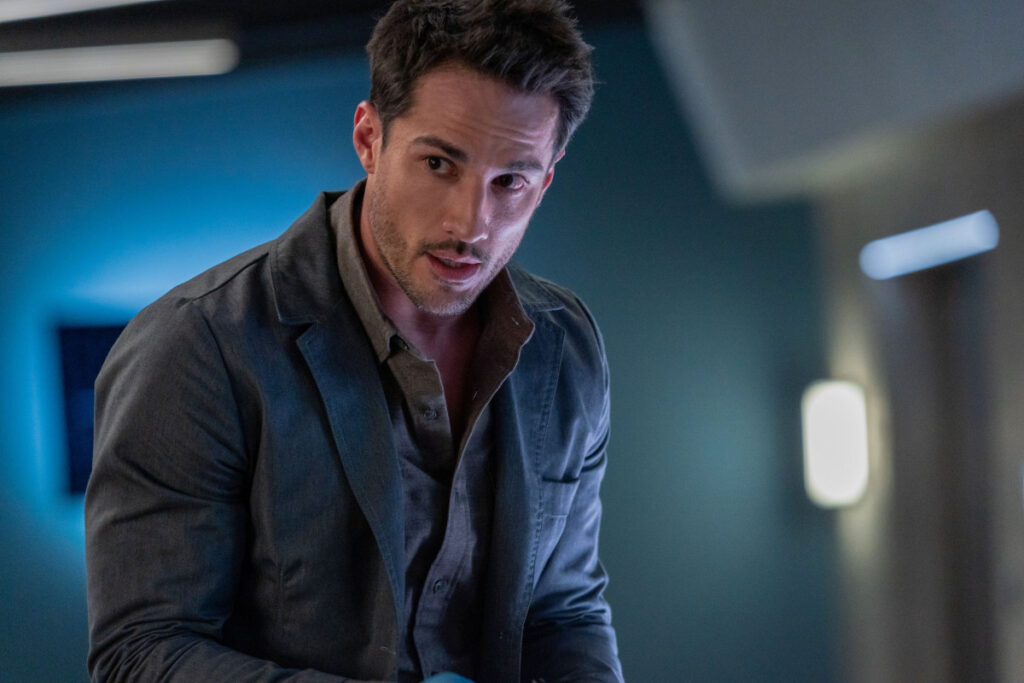 Michael Trevino as Kyle Valenti on Roswell, New Mexico