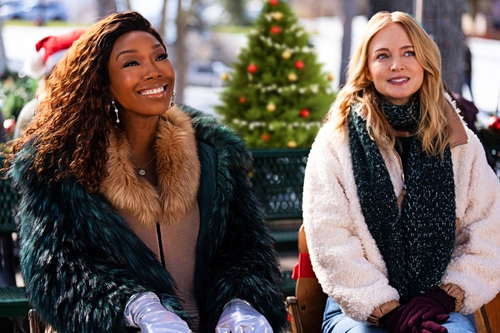 Brandy and Heather Graham in Best. Christmas. Ever!